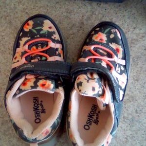 Little Girls Sneakers